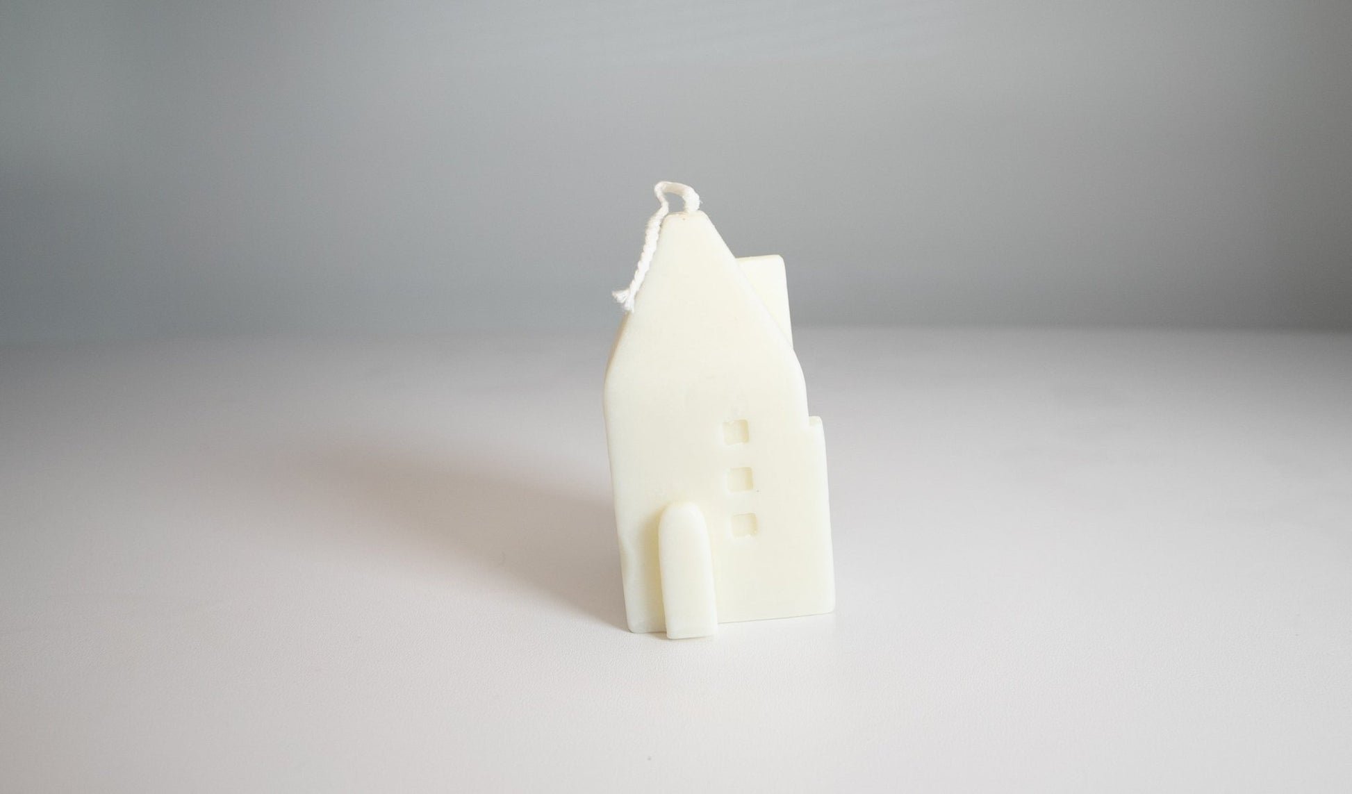 Christmas Cabin Candle – Mini Soy Wax Log Cabin - Candles Co.