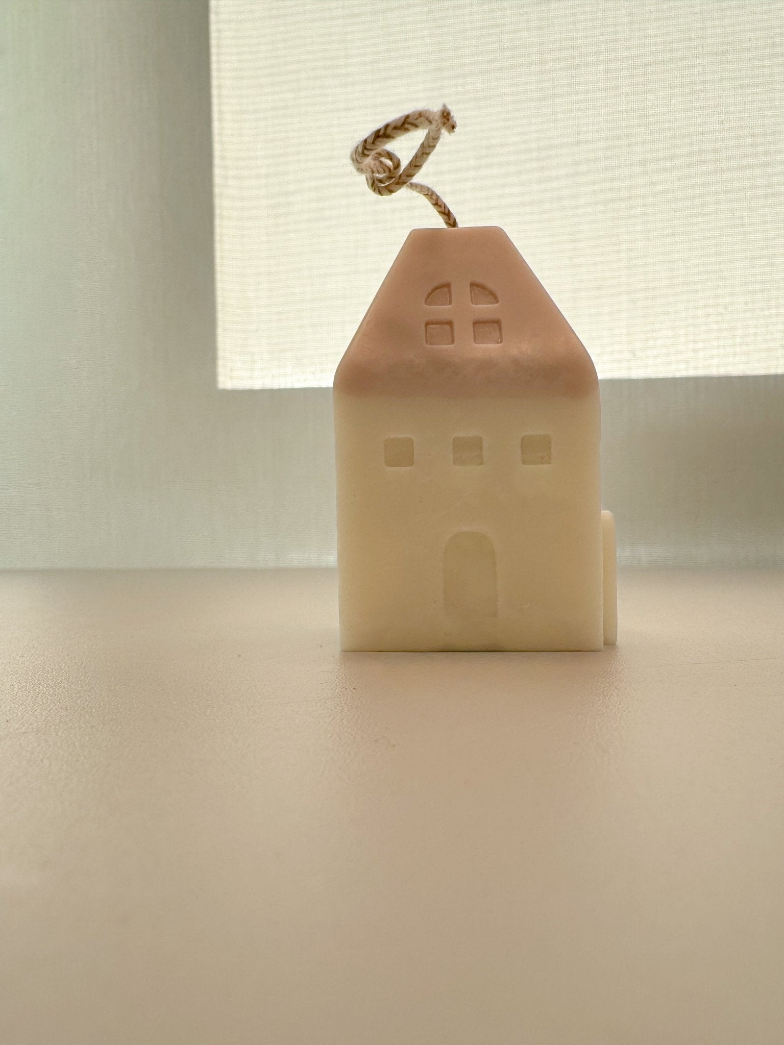 Christmas Cabin Candle – Mini Soy Wax Log Cabin - Candles Co.