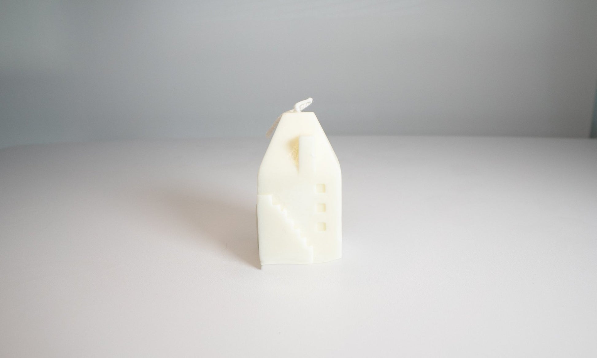 Christmas Cabin Candle – Mini Soy Wax Log Cabin - Candles Co.