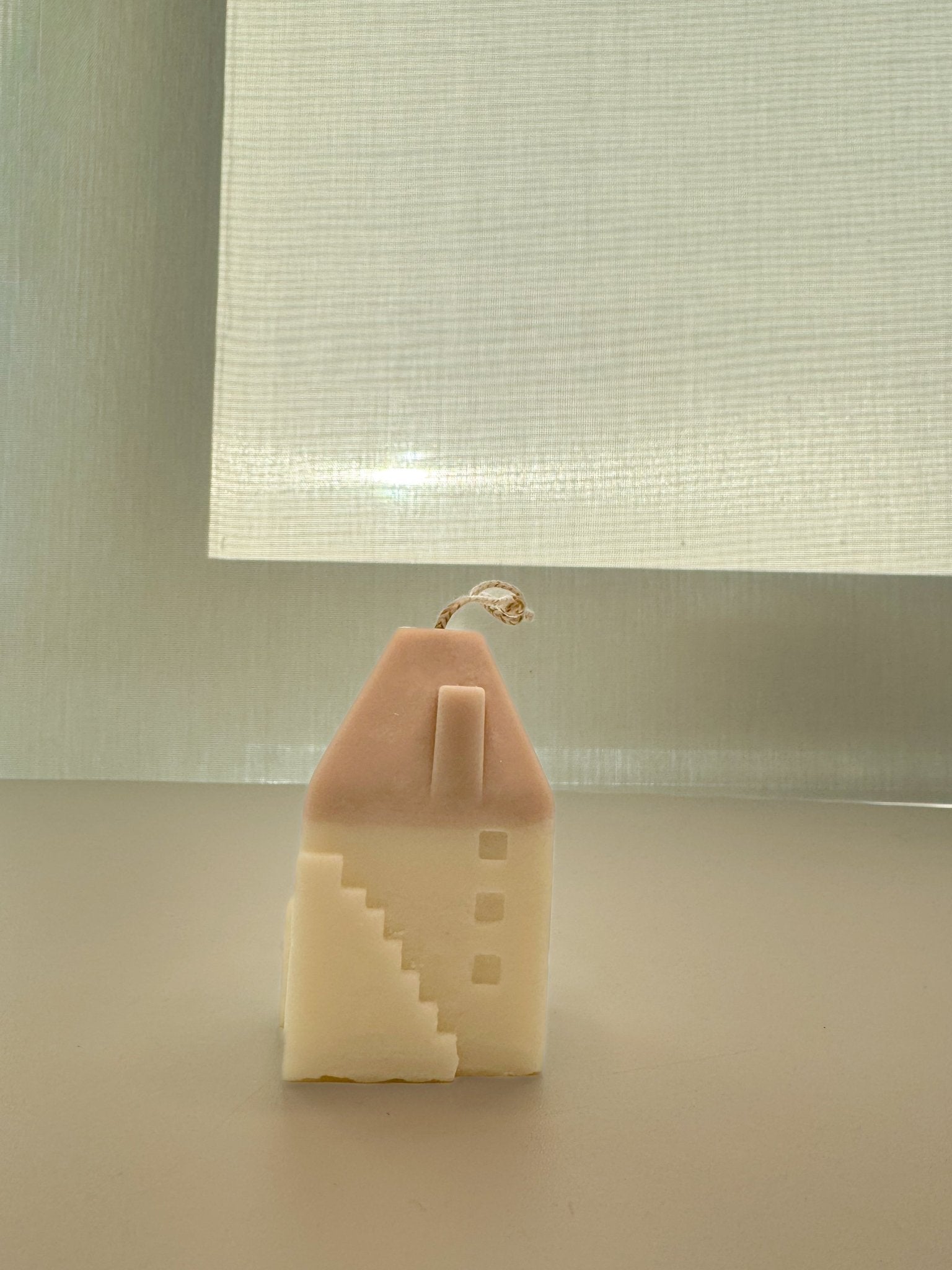 Christmas Cabin Candle – Mini Soy Wax Log Cabin - Candles Co.