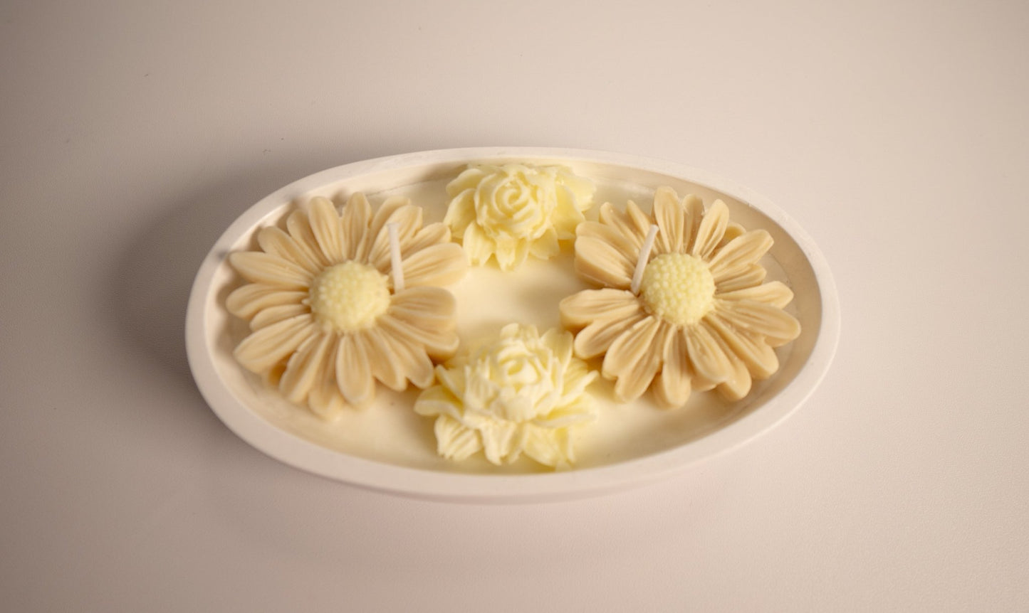 Floral Oval Candle Bowl - Handcrafted Soy Wax with Flower Accents - Candles Co.