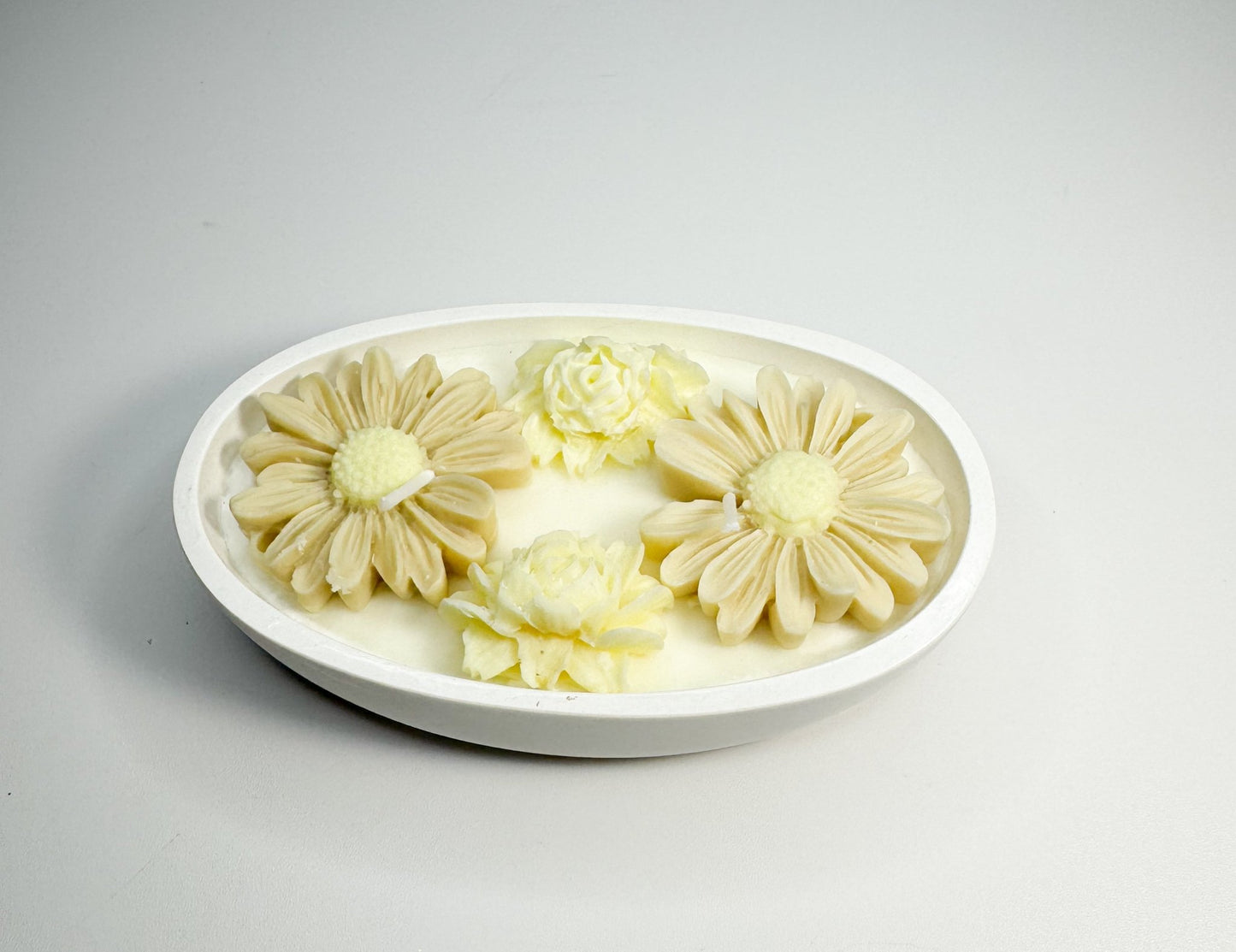 Floral Oval Candle Bowl - Handcrafted Soy Wax with Flower Accents - Candles Co.