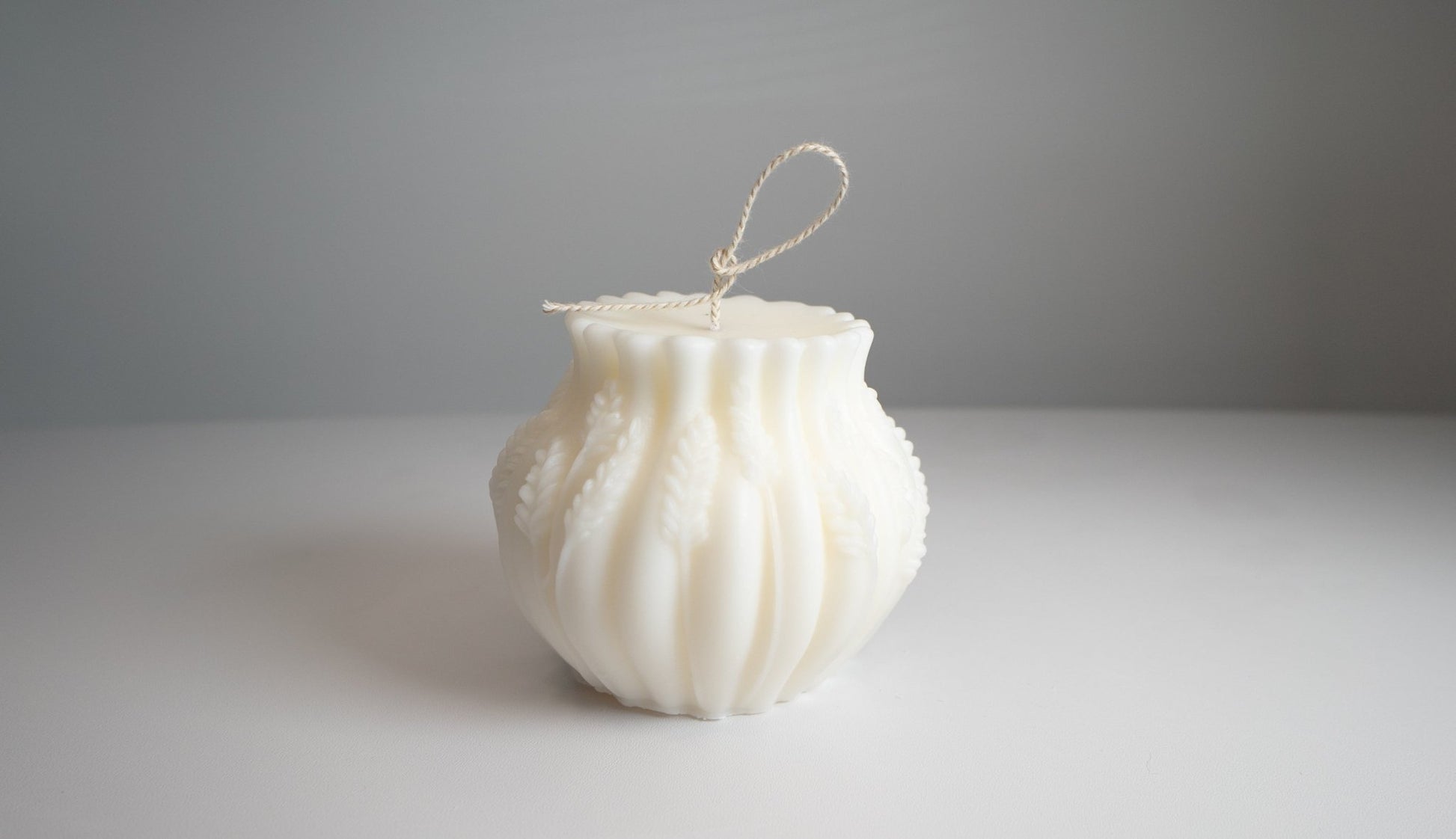 Floral Pillar Candle – Handcrafted Soy Wax with Embossed Lavender Flowers - Candles Co.