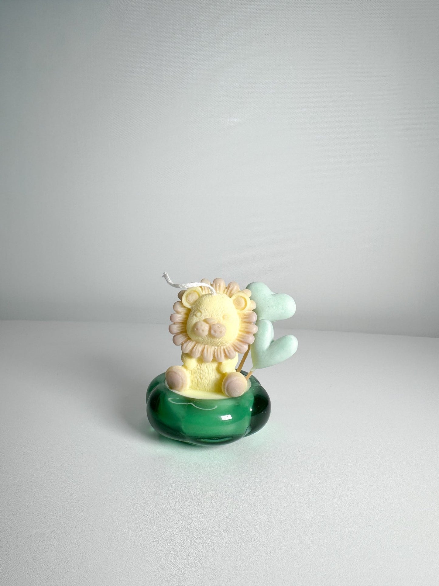 Handmade Lion Cub Soy Candle with Heart Balloons – Vanilla Scented Baby Shower Favor - Candles Co.