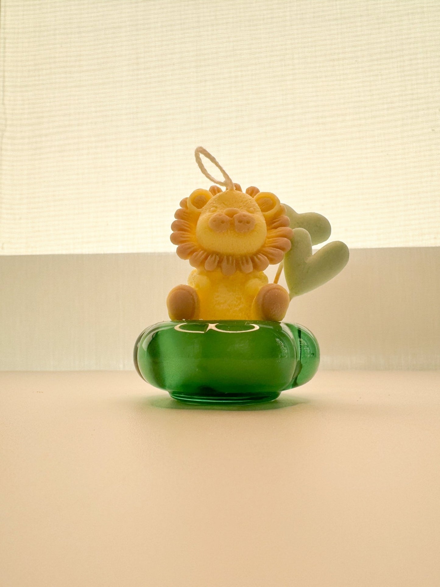 Handmade Lion Cub Soy Candle with Heart Balloons – Vanilla Scented Baby Shower Favor - Candles Co.