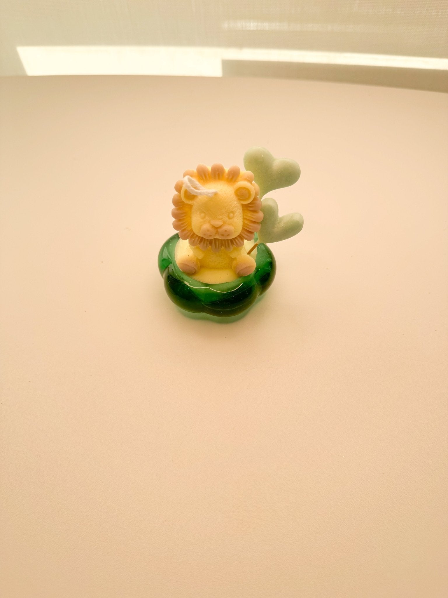 Handmade Lion Cub Soy Candle with Heart Balloons – Vanilla Scented Baby Shower Favor - Candles Co.