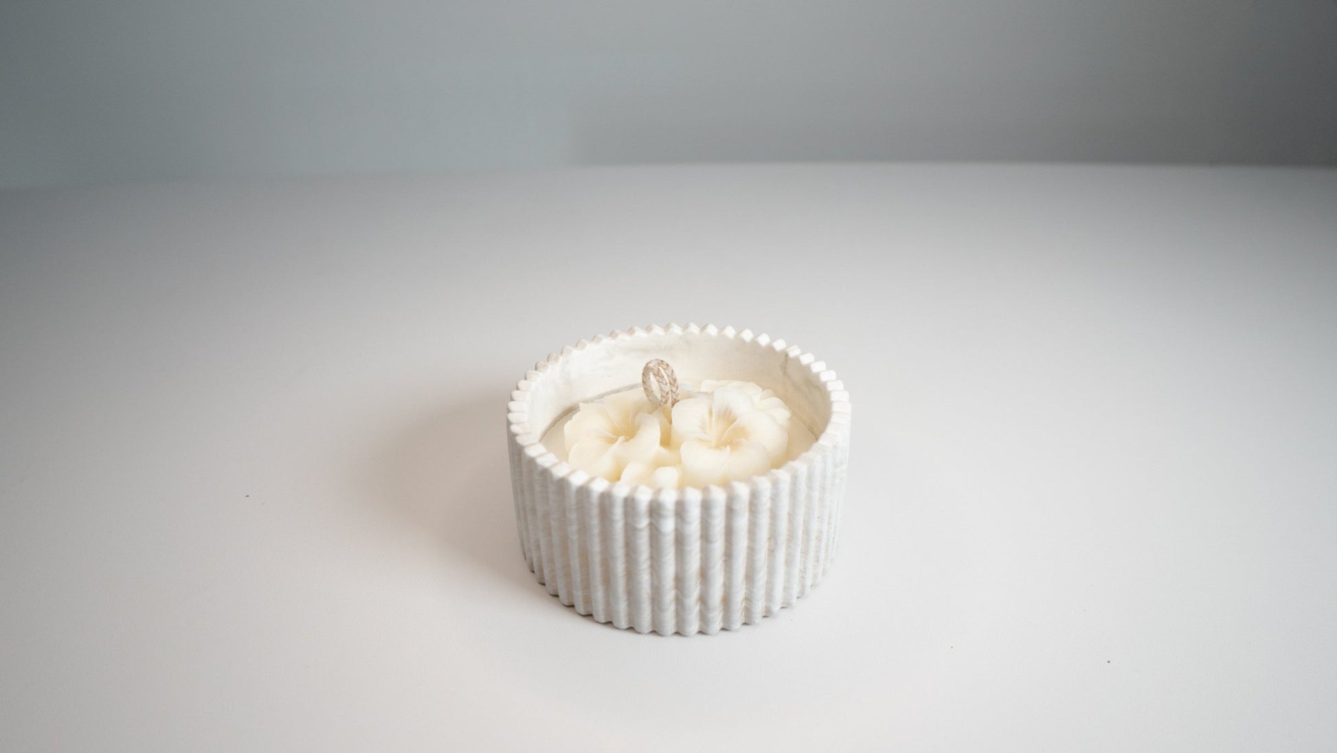 Ribbed Frangipani Candle Bowl – Handcrafted Soy Wax & Eco Resin - Candles Co.