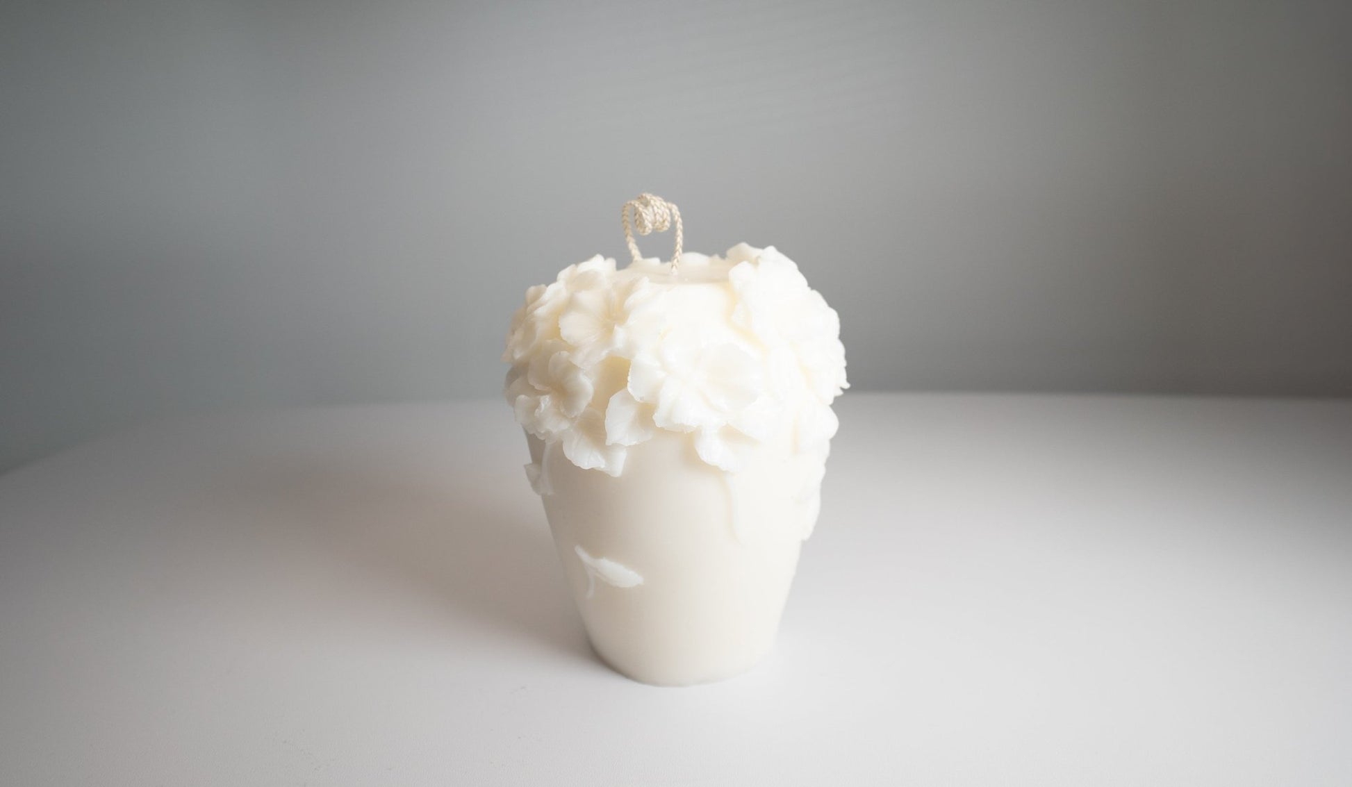 Tall Floral Pillar Candle – Handcrafted Soy Wax with Embossed Gardenia Vine Flowers - Candles Co.
