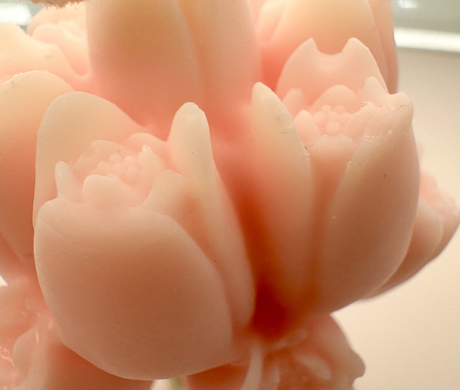 Tulip Bunch – Hand - Poured Soy Wax Flower Candle - Candles Co.